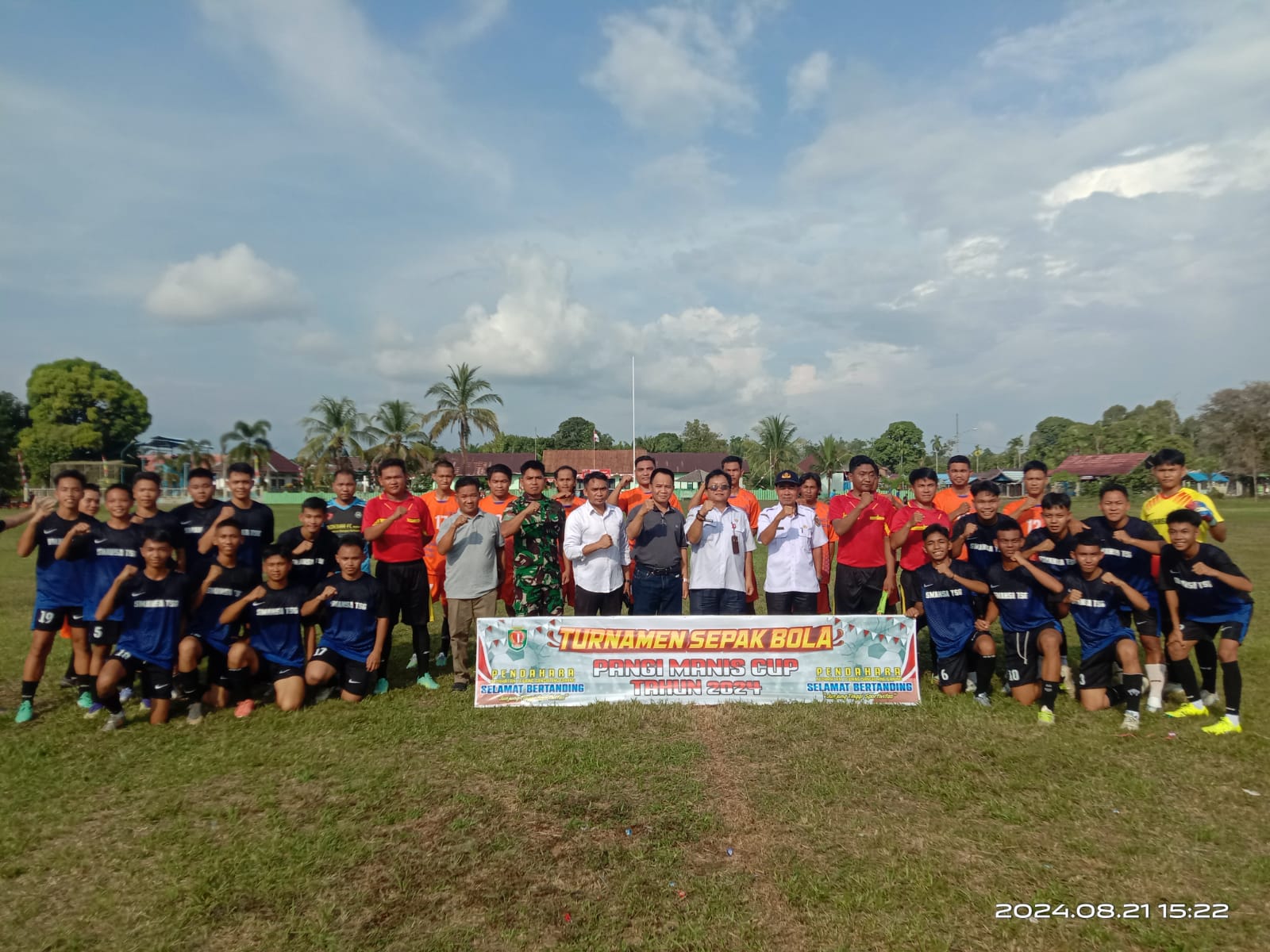 PEMBUKAAN TURNAMEN SEPAKBOLA PANGI MANIS CUP TAHUN 2024 KECAMATAN TEWANG SANGALANG GARING
